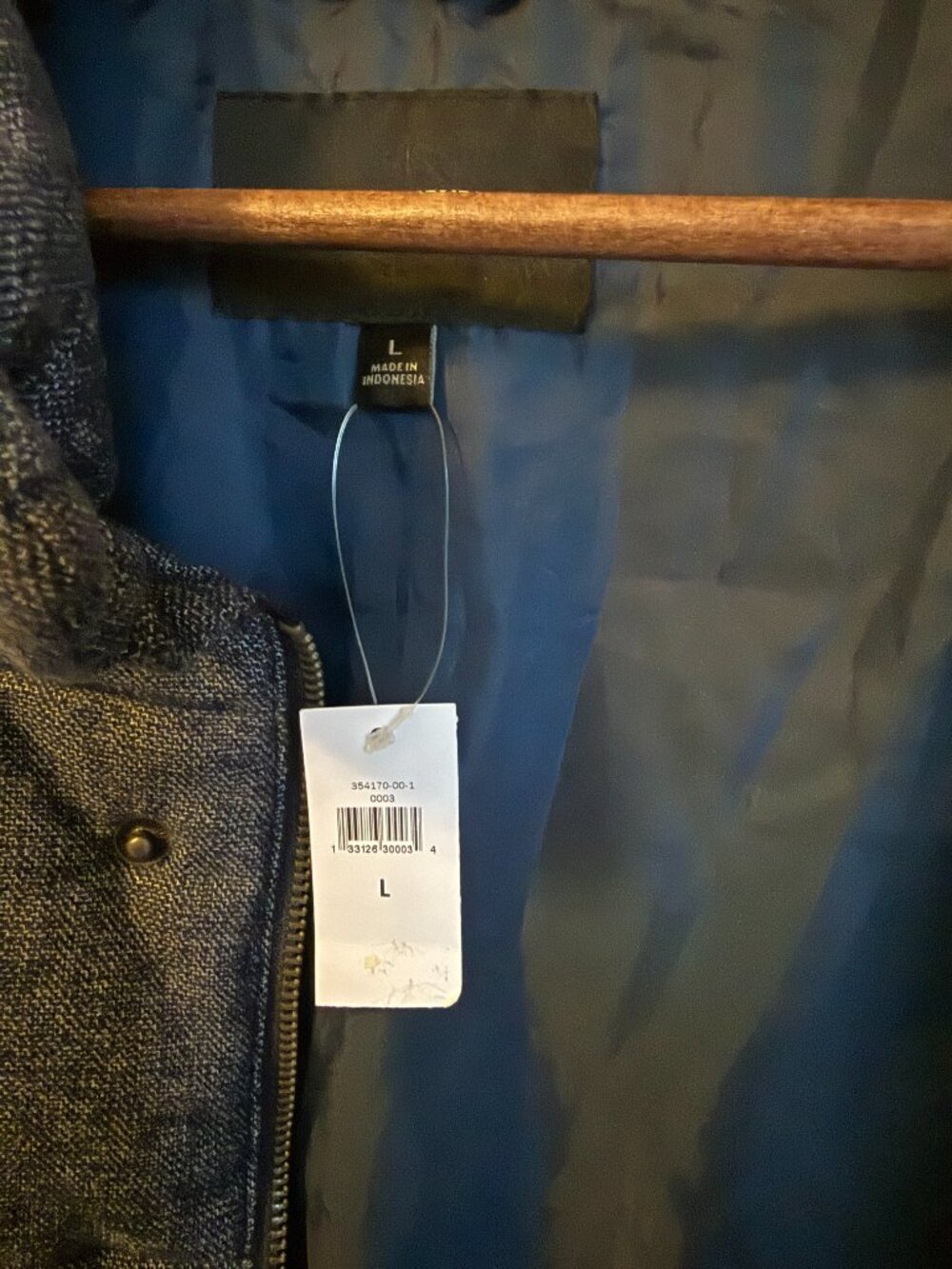 Banana Republic Quilted Puffer Vest (NWT) - Picture 5 of 8